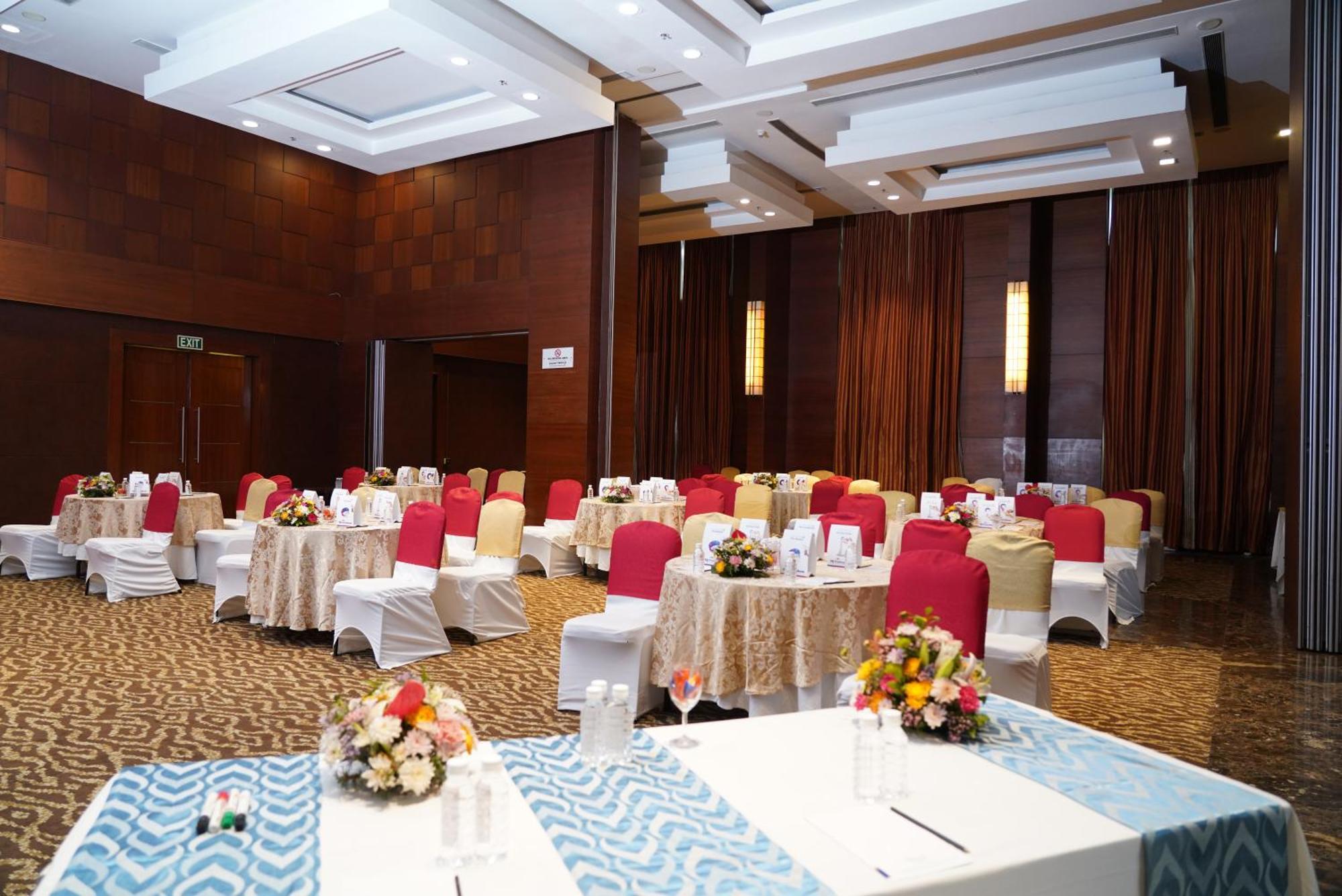Fortune Select Jp Cosmos, Bengaluru - Member Itc Hotels' Group Εξωτερικό φωτογραφία